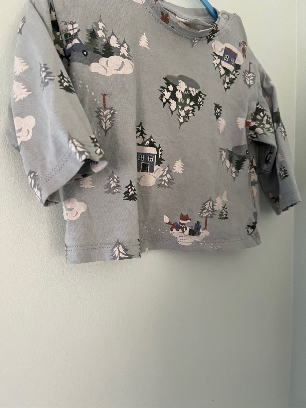 H&M Light Gray Woodland Print Long Sleeve Shirt